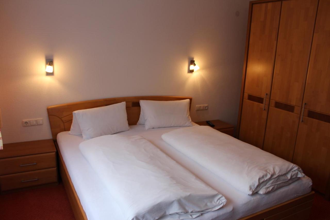 Haus Birgit Hotel Pettneu am Arlberg Exterior foto